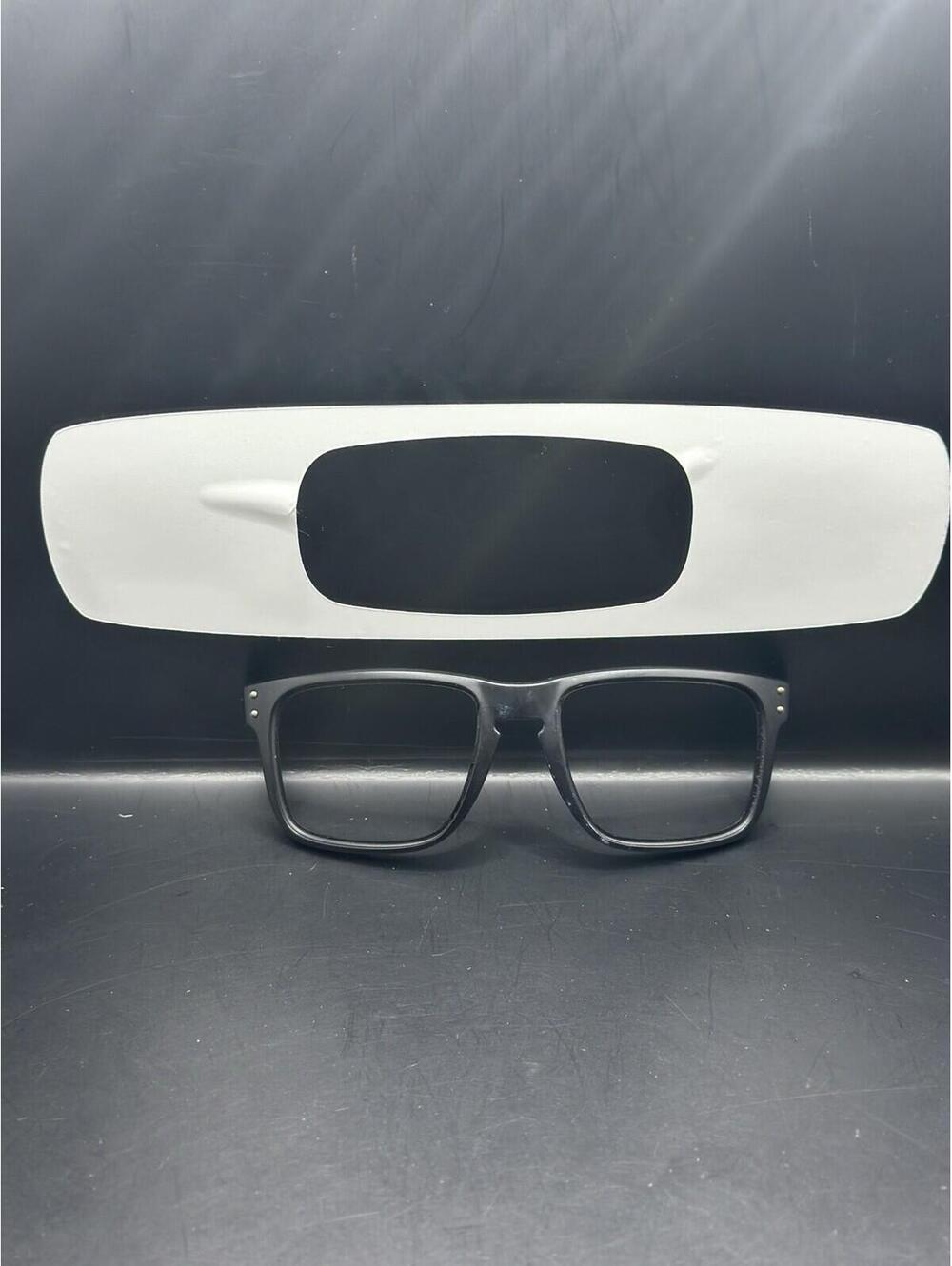 Oakley Holbrook XL Matte Black Fornt/Orbital (Gunmetal Rivet)